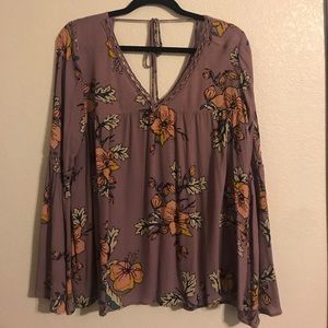 Floral flowy top